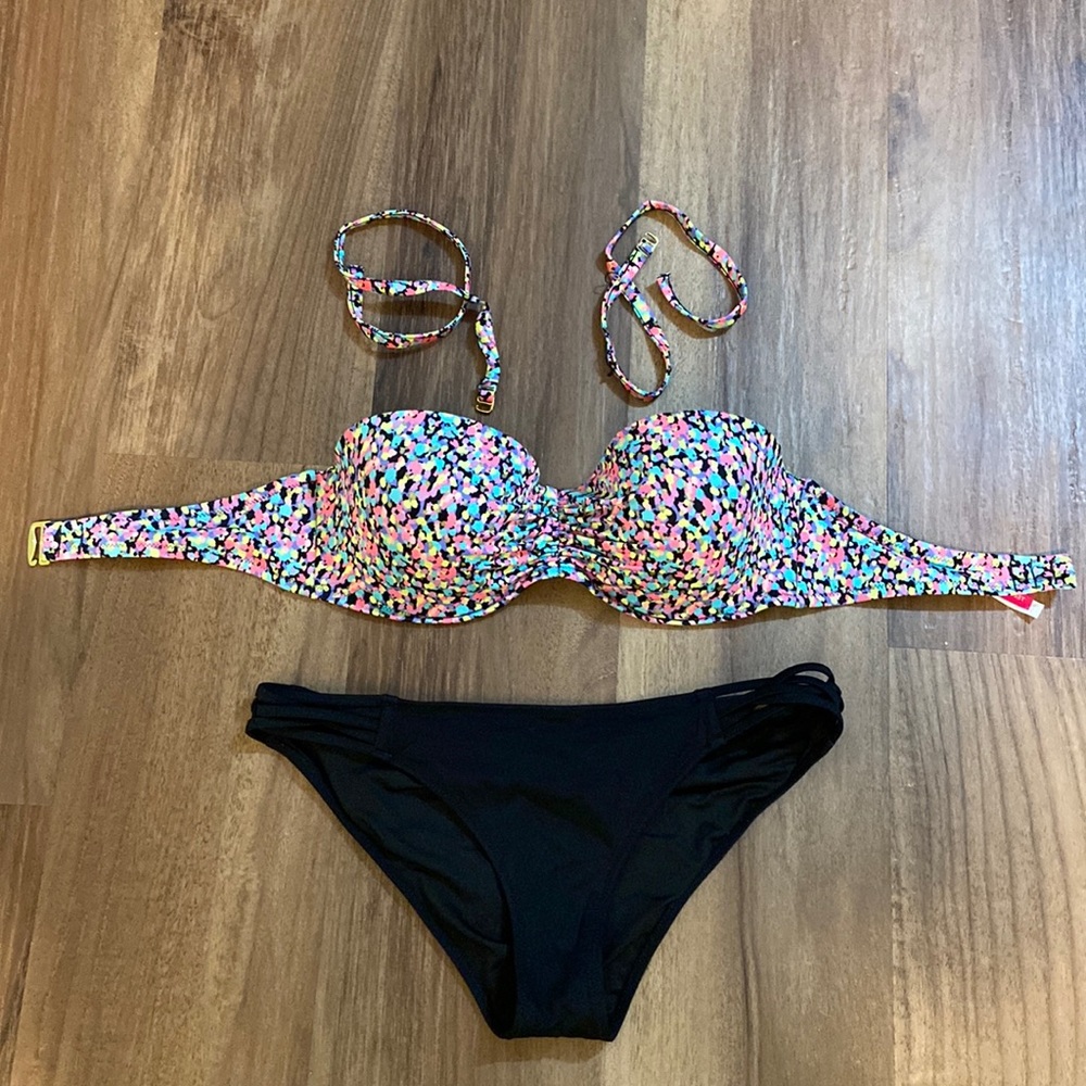 Victoria’s Secret Bikini Top - 36D - with Medium Black bottoms